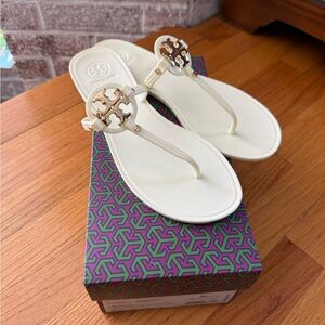 Tory Burch MINI MILLER JELLY SANDAL in ivory/gold